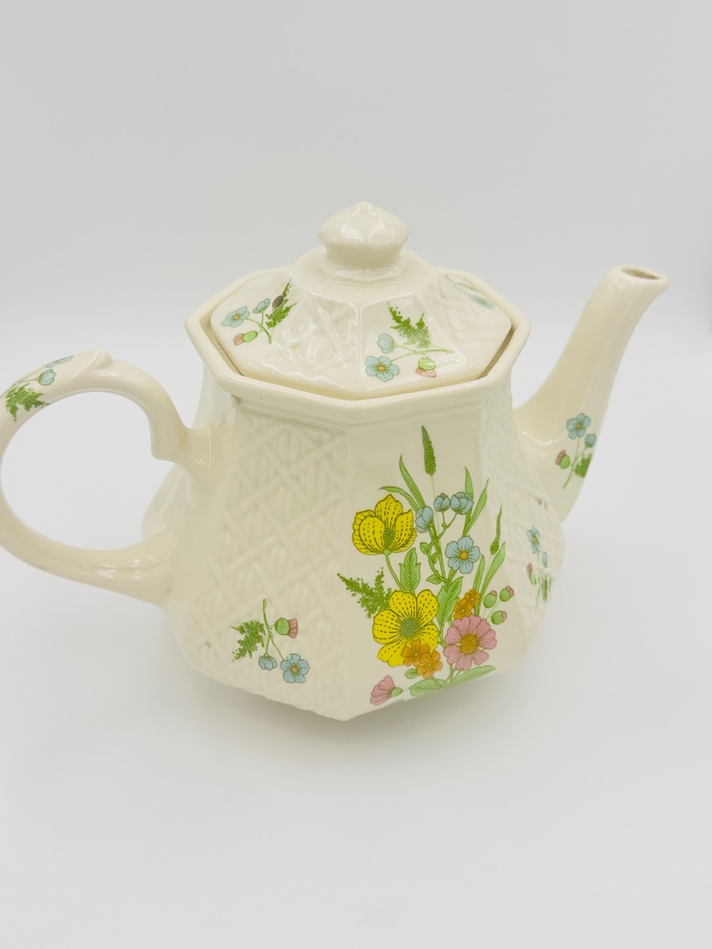Vintage Sadler Windsor Teapot Basketweave Floral Octagonal Made in England